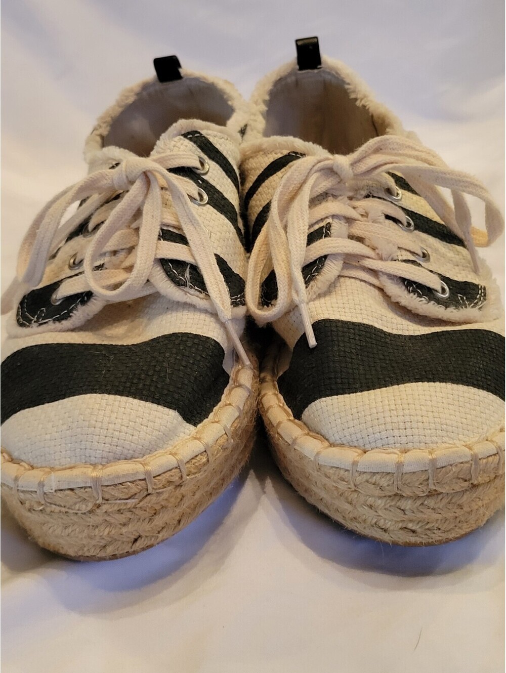DV by Dolce Vita Black Striped Espadrille Platform Lace Up Sneaker Size 6